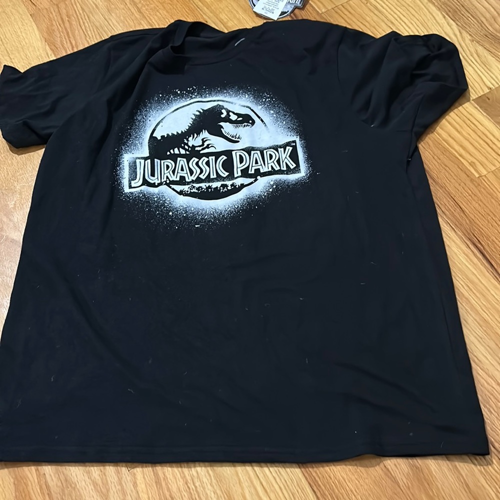 Jurassic Park t-shirt NWT
